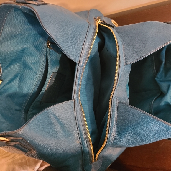 Coach Purse - Picture 4 of 5